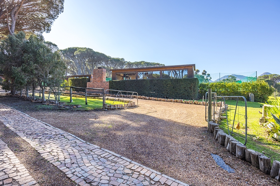 5 Bedroom Property for Sale in Somerset West Rural Western Cape